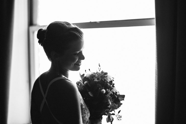 jay-cassario-wedding-travis-jenn-prep3