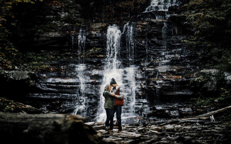 twisted-oaks-studio-ricketts-glen-engagement-0005