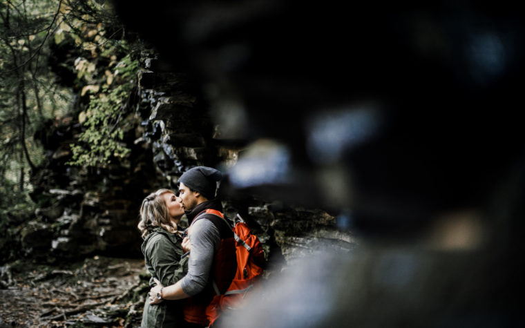 twisted-oaks-studio-ricketts-glen-engagement-0011