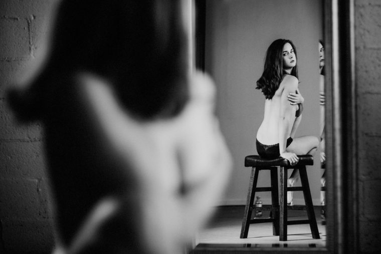 twisted-oaks-studio-amberlee-boudoir-0014